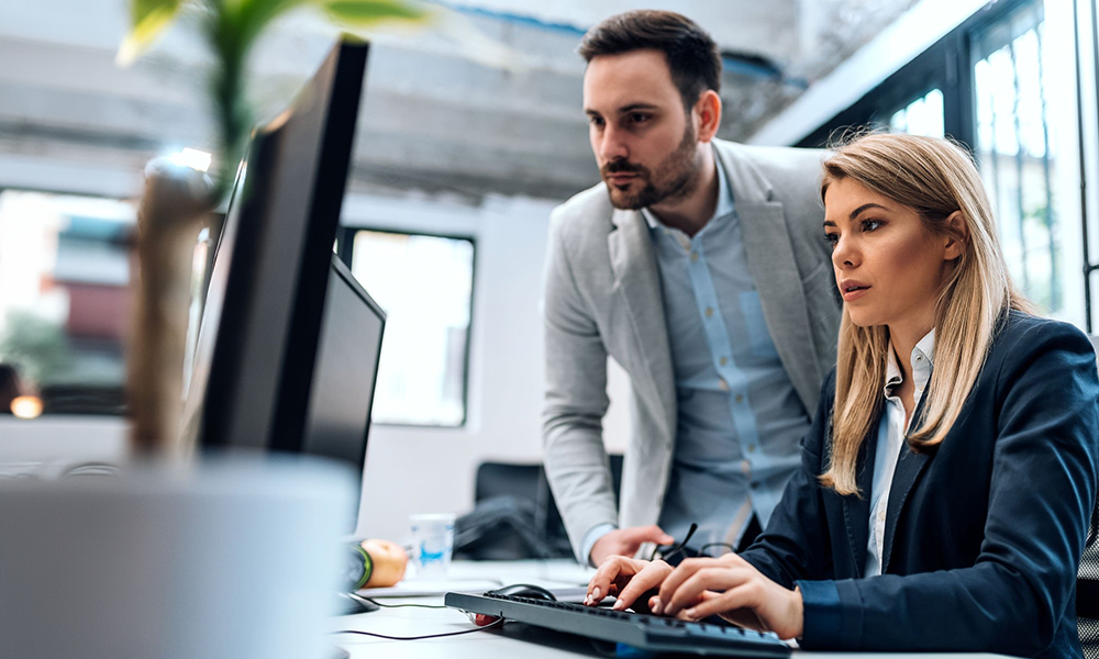 Optimize Your Cash Flow Management with Zoho Books